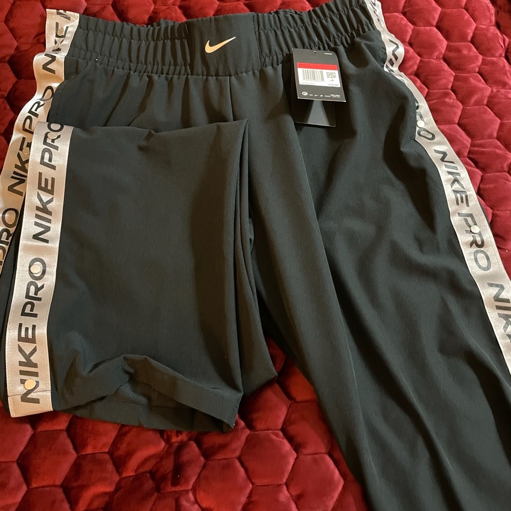 Nike Pro breakaway pant